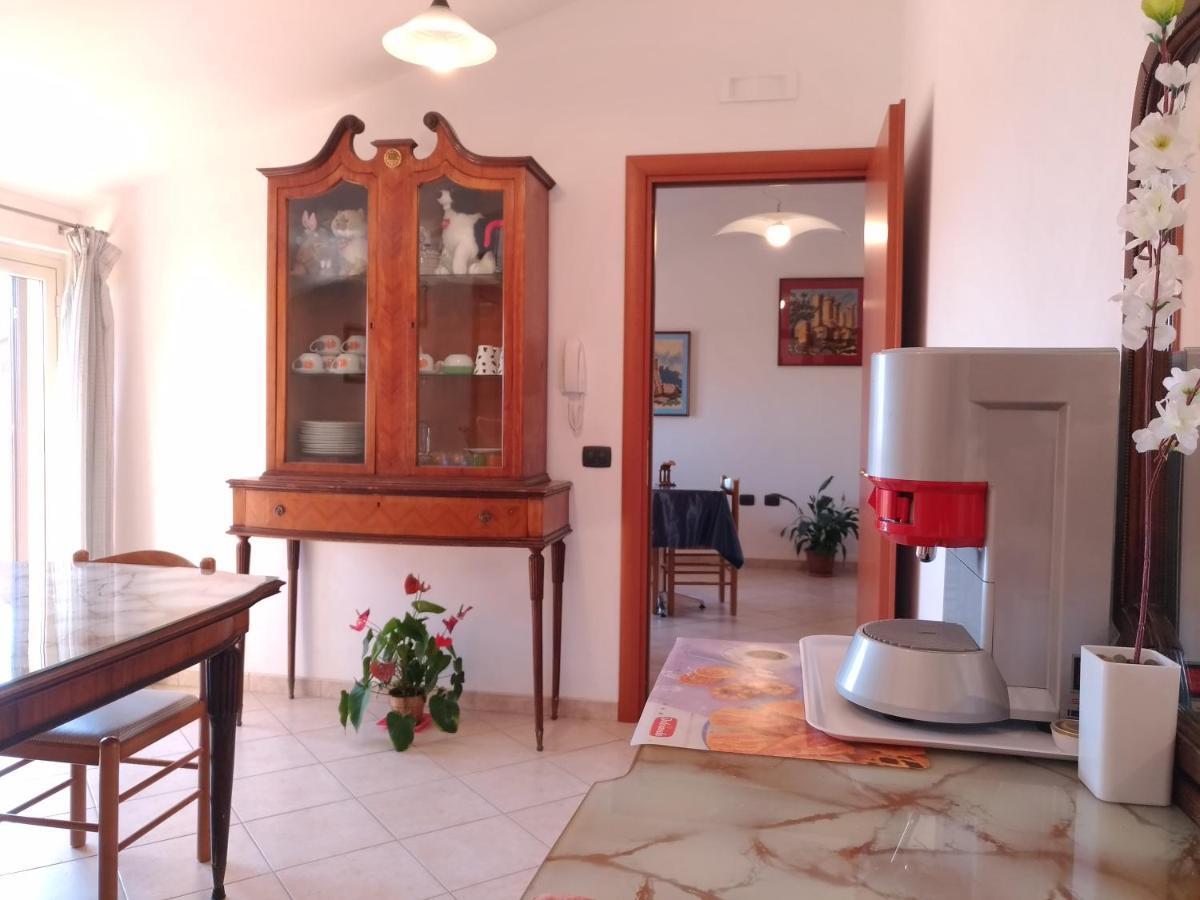 Bed And Breakfast La Mansarda Agrigento Exteriör bild
